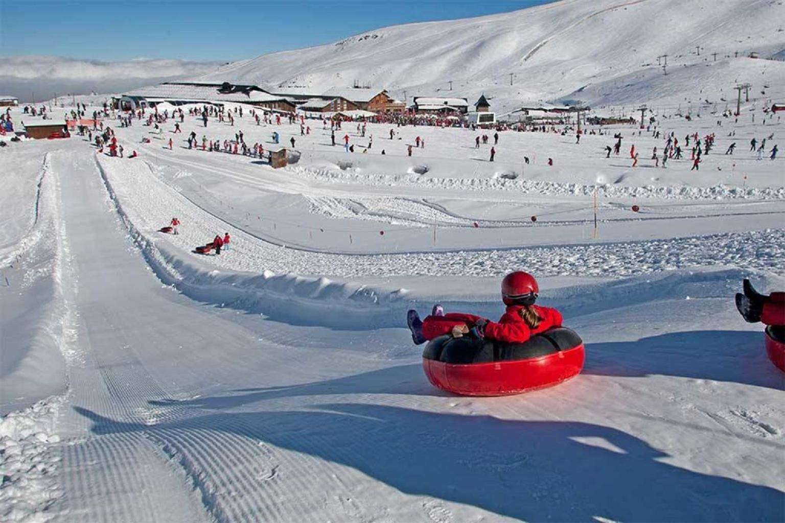 Vista Nevada Ski Lodge เซียร์ราเนบาดา ภายนอก รูปภาพ